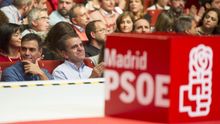 Pedro Sánchez y el líder del PSOE en Madrid, José Manuel Franco, en la clausura del congreso de los socialistas madrileños.