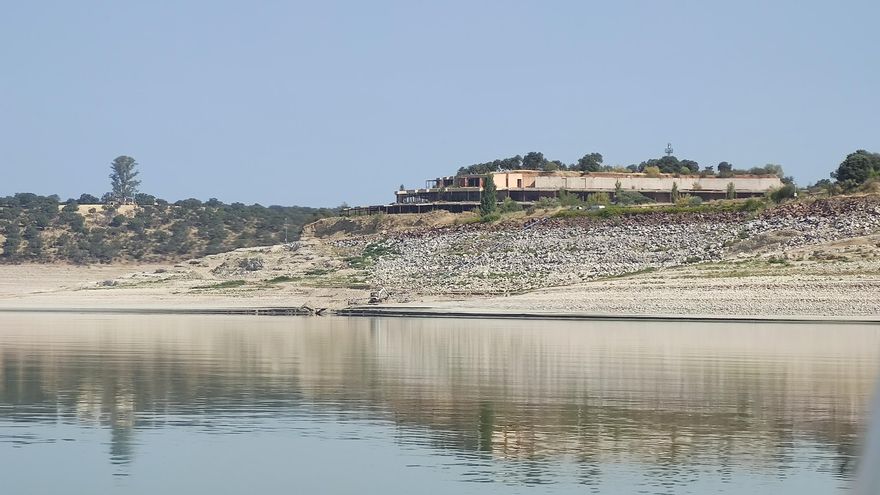 La Junta de Extremadura no tendrá que indemnizar con 5,4 millones a la empresa que iba a construir un segundo hotel en Valdecañas