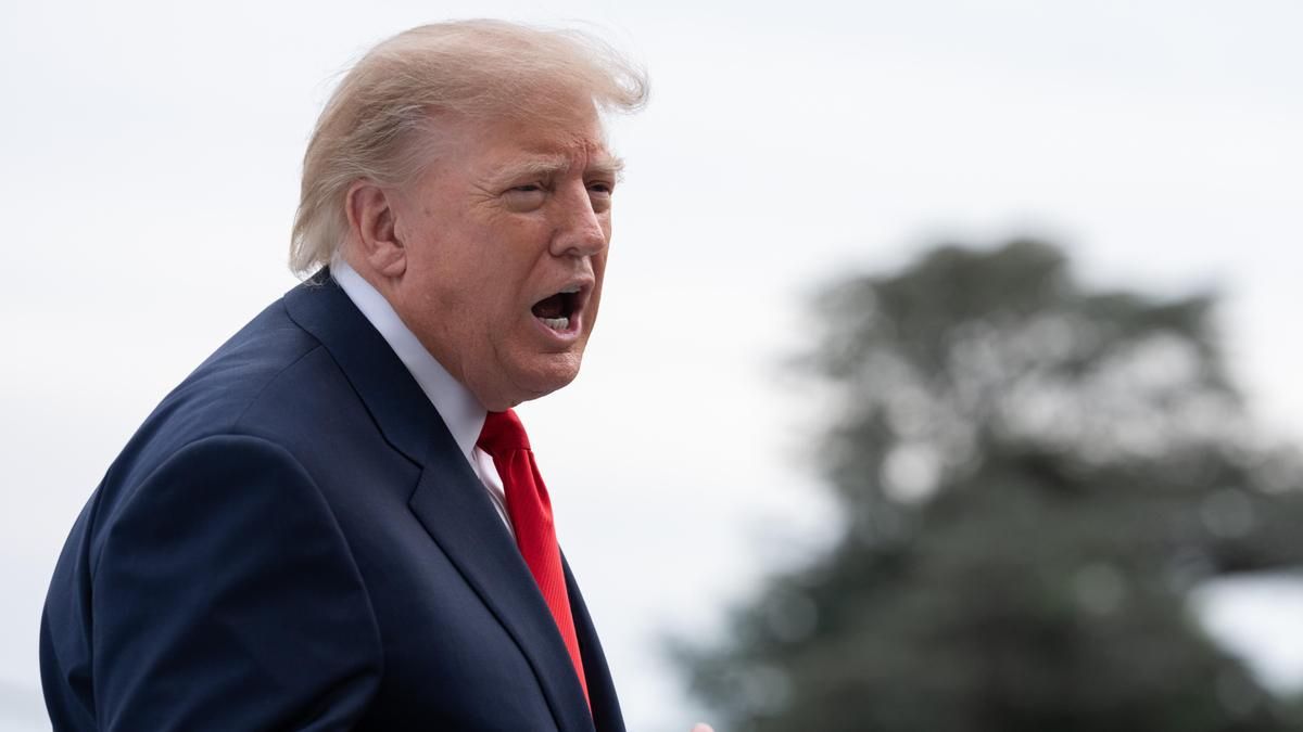 Trump carga contra Zelenski tras criticar su pacto con Putin sobre el diésel: "Ha llegado el momento de que Ucrania tenga un nuevo presidente"