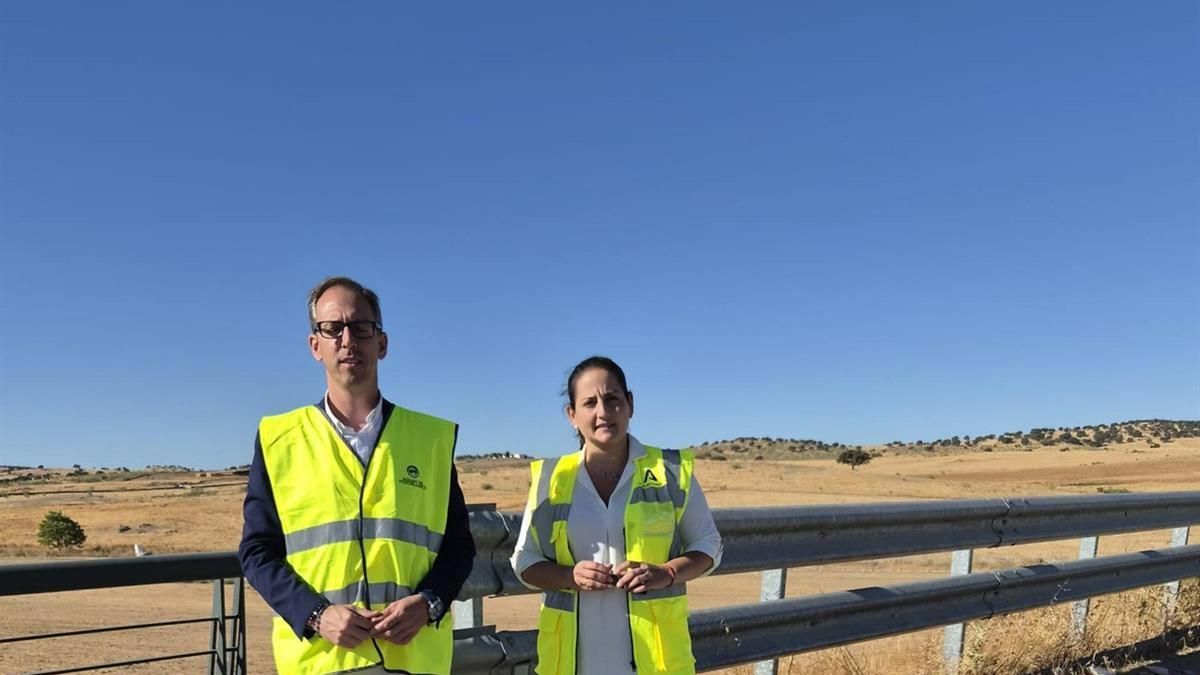 La Junta ejecuta obras de seguridad y conservación en puentes de la A-423 y la A-435 en Pozoblanco
