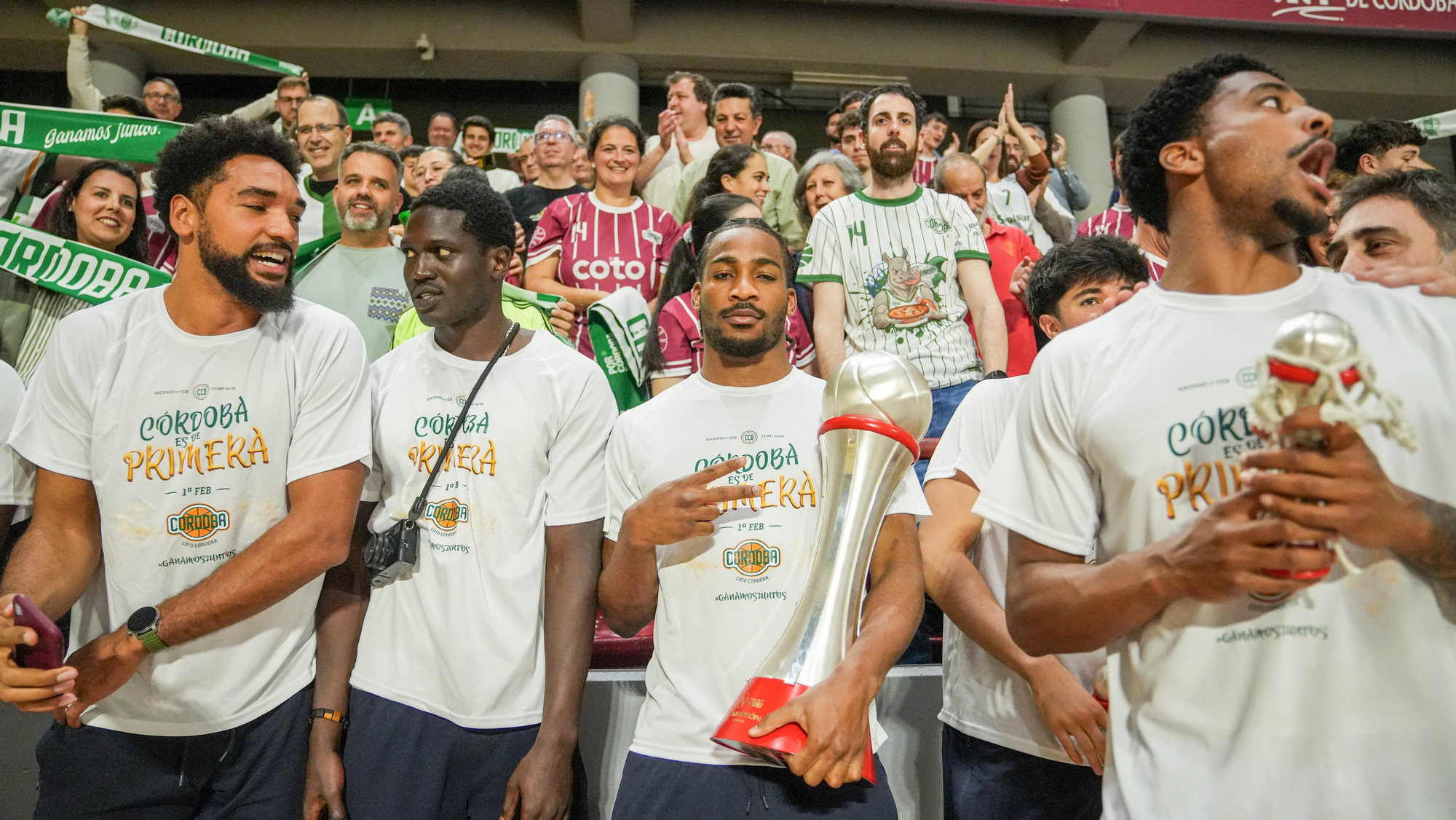 El Coto Córdoba celebra el ascenso a 1ª FEB