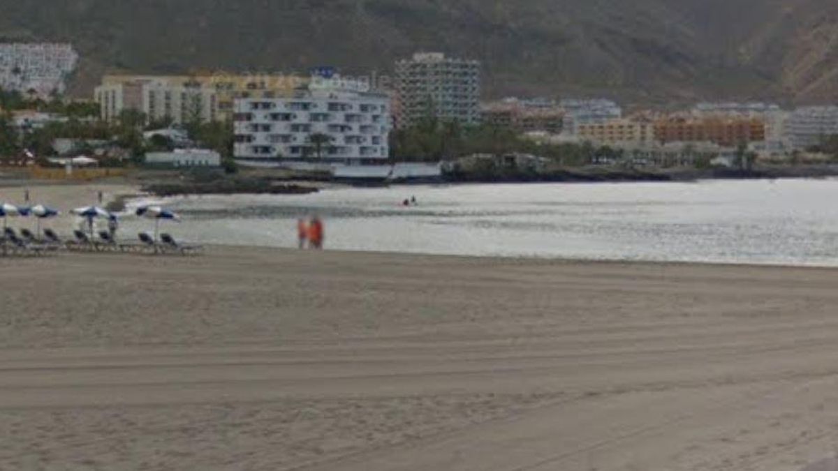 Un hombre, trasladado al hospital en estado grave tras sufrir un ahogamiento en Los Cristianos