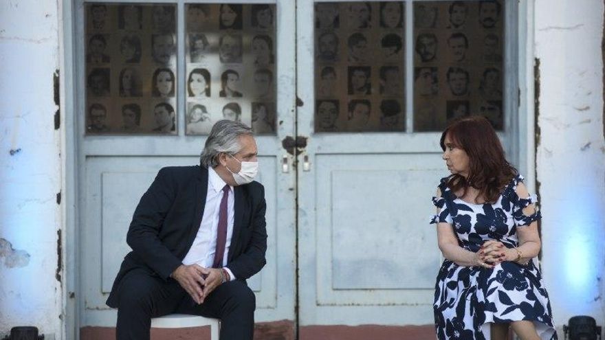 Empieza el deshielo:  Alberto y Cristina hablaron por teléfono al mediodía y acordaron estar juntos en el acto en la ESMA