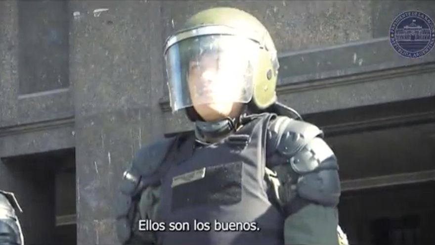 Milei en apoyo de las fuerzas de seguridad: "Ellos son los buenos y los que se tapan la cara son los malos"