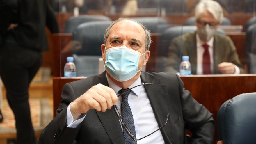 PSOE y Más Madrid registran dos mociones de censura contra Ayuso para evitar el adelanto electoral