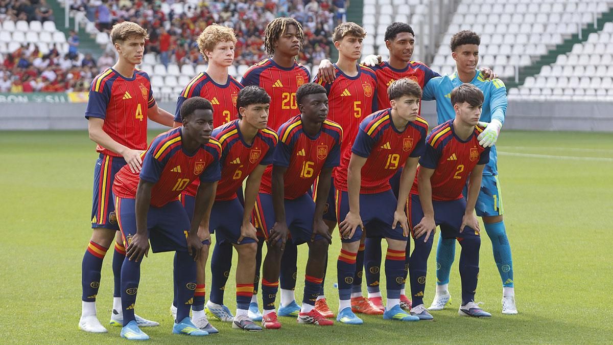 Las imágenes del partido España - Ucrania Sub 17 en El Arcángel
