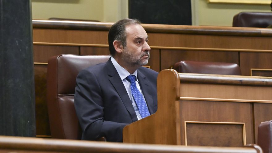 Imagen de archivo del exministro de Transportes José Luis Ábalos. EFE/ Fernando Villar