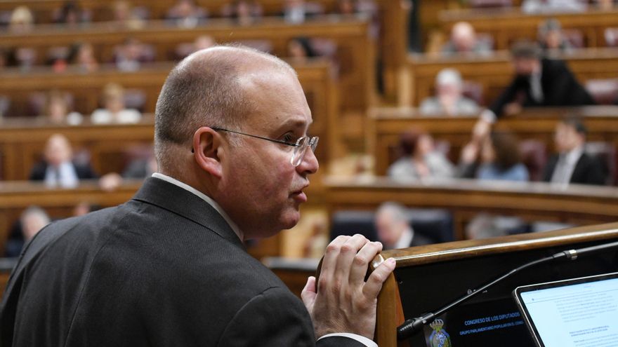 El PP vuelve a enfriar una posible negociación sobre la acogida de menores migrantes llegados a Canarias