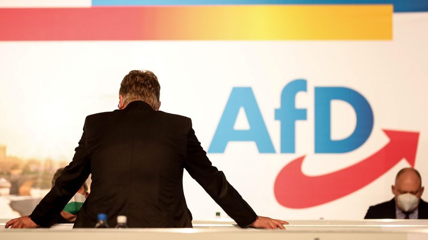 El copresidente del partido Alternativa por Alemania (AfD) Jörg Meuthen en el discurso de apertura del congreso de la formación en Dresde, Alemania EFE/EPA/FILIP SINGER