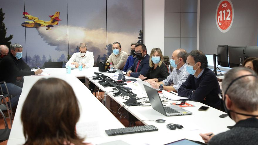 El vicepresidente Remírez, en la reunión del comité asesor de emergencias