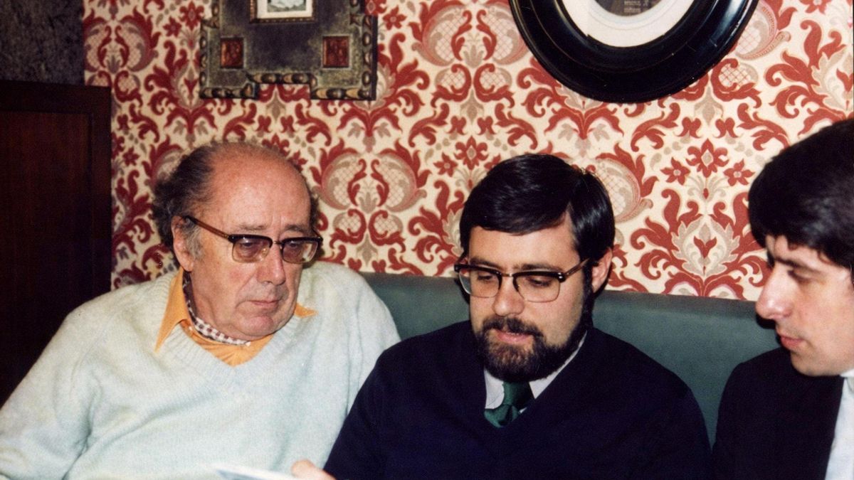 El pionero de la ufología española Antonio Ribera, Ballester Olmos, y el astrónomo Jacques Vallée.