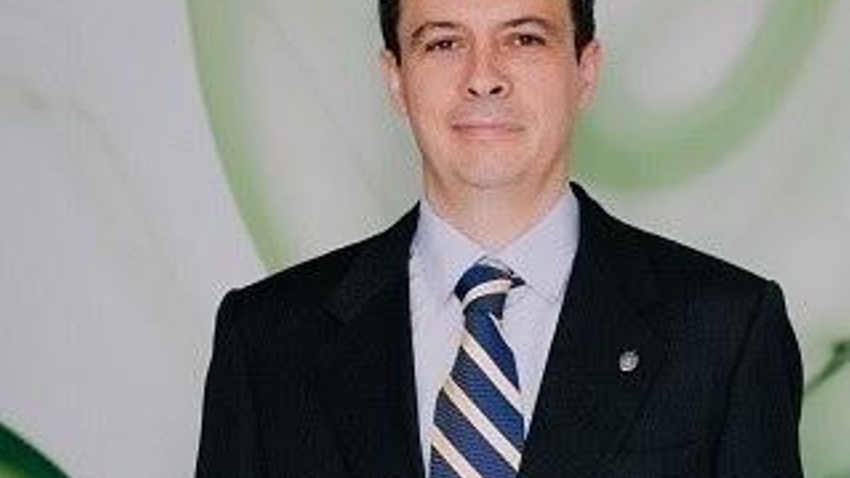 El nuevo presidente de los farmacéuticos reclama un sistema de comunicación con la Atención Primaria del Servicio de Salud
