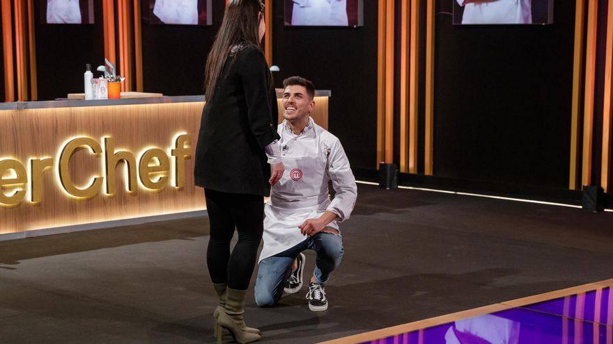 'Masterchef 10' no perdió el tiempo y sirvió su primer plato con un culebrón de dos ex novias y un actor porno