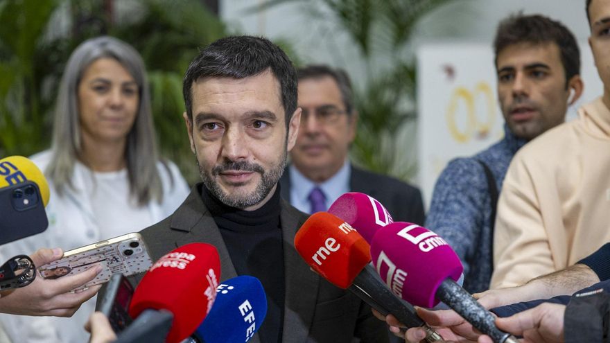 El ministro de Derechos Sociales, Consumo y Agenda 2030, Pablo Bustinduy . EFE/Ángeles Visdómine