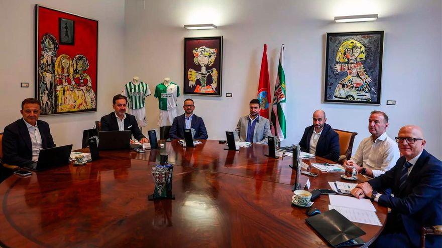 El Córdoba CF reúne a su Consejo de Administración para trazar las líneas de la temporada 2026-27