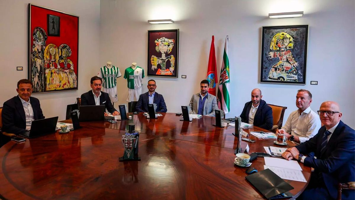 El Córdoba CF reúne a su Consejo de Administración para trazar las líneas de la temporada 2026-27