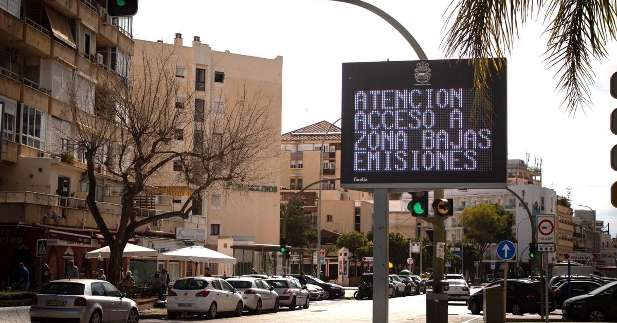 Zonas de bajas emisiones: pegatinas para ricos, castigos para el resto