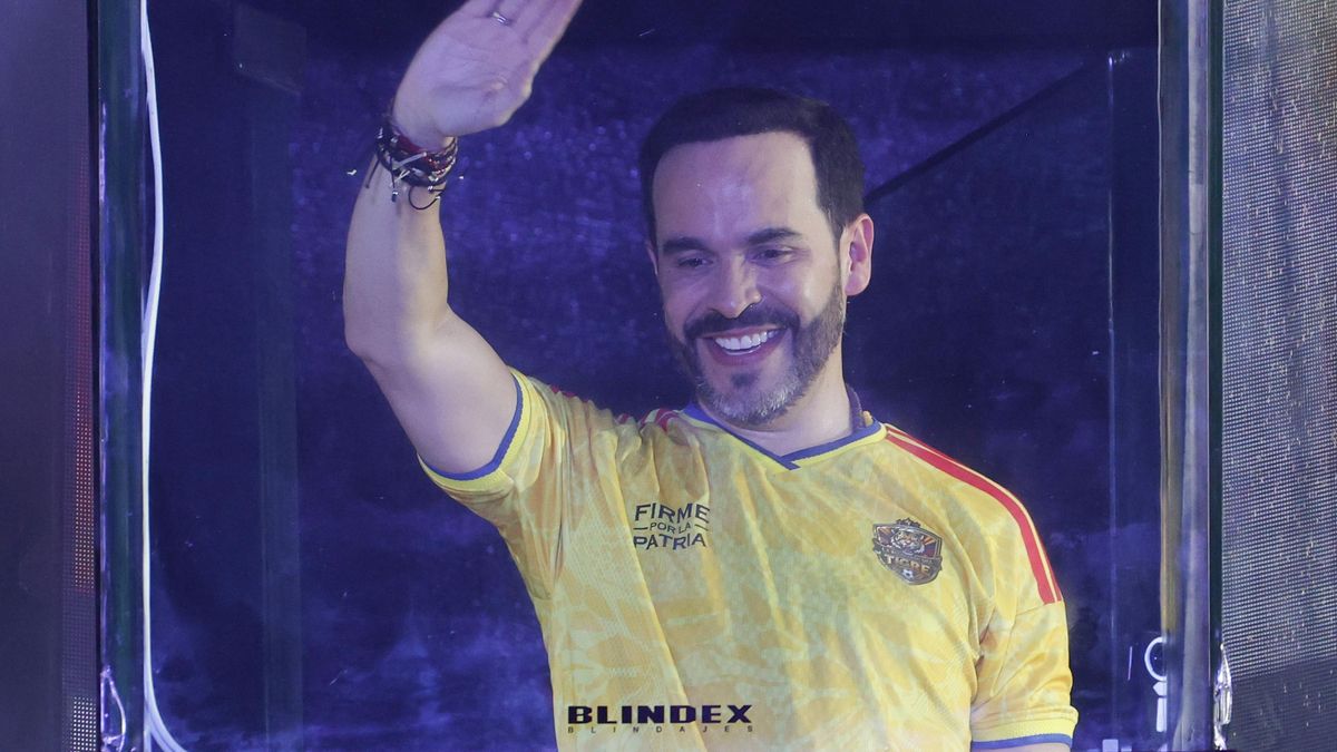 El ultra De la Espriella gana en Colombia por la mínima al izquierdista Cepeda