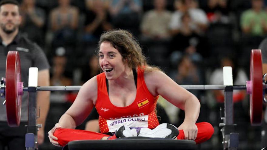La deportista que es todo un ejemplo de superación con un cáncer incurable: la historia de Loida Zabala, la mejor halterófila paralímpica española