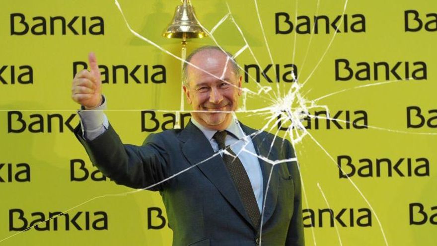 Montaje a partir de la salida a bolsa de Bankia oficiada por su expresidente Rodrigo Rato