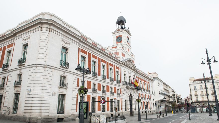 Archivo - Fachada del la Real Casa de Correos, sede de la Comunidad de Madrid.