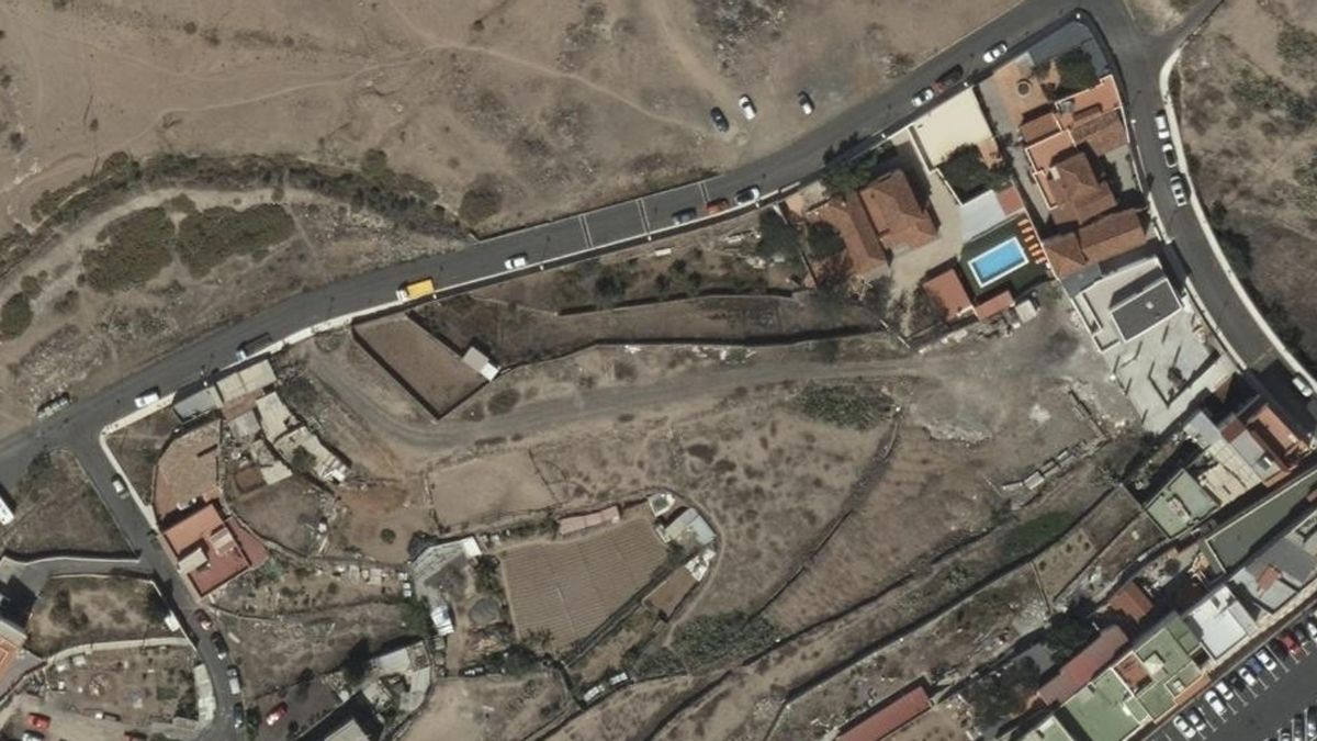 Vista aérea de la parcela de la esposa del alcalde de Adeje, junto a otras fincas de la familia del regidor en la misma zona