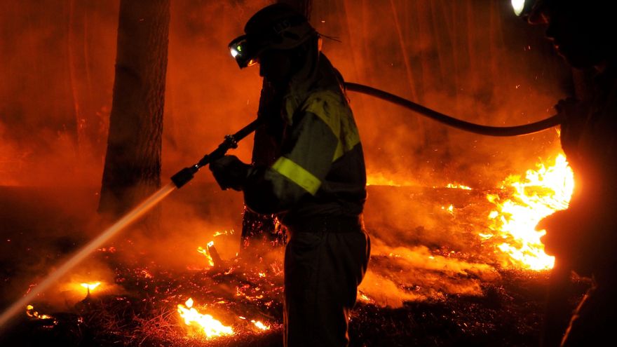 Los incendios de Ribas de Sil (Lugo) han arrasado cerca de mil hectáreas