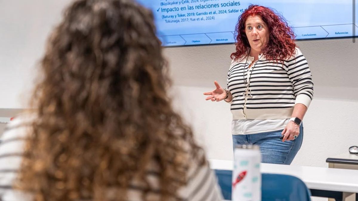 Noelia Barbed Castrejón, en la actividad 'Te cuento mi tesis'