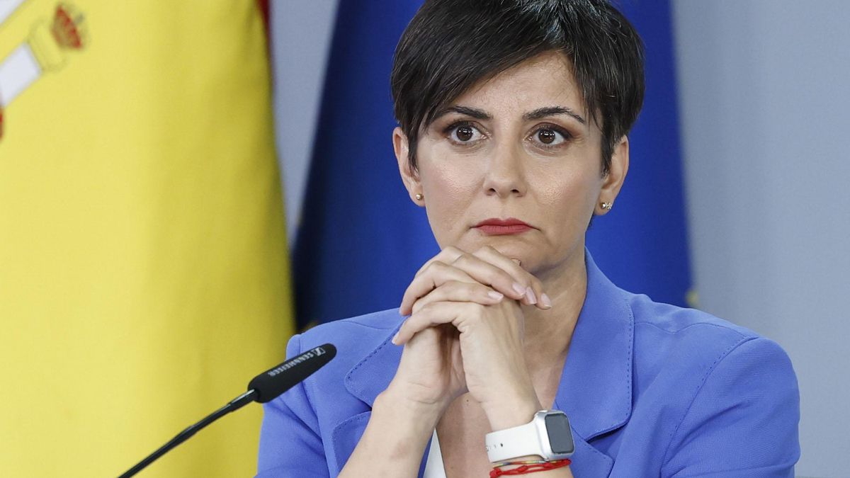 La ministra de Vivienda y Agenda Urbana, Isabel Rodríguez, durante la rueda de prensa posterior a la reunión semanal del Consejo de Ministros. EFE/ Chema Moya