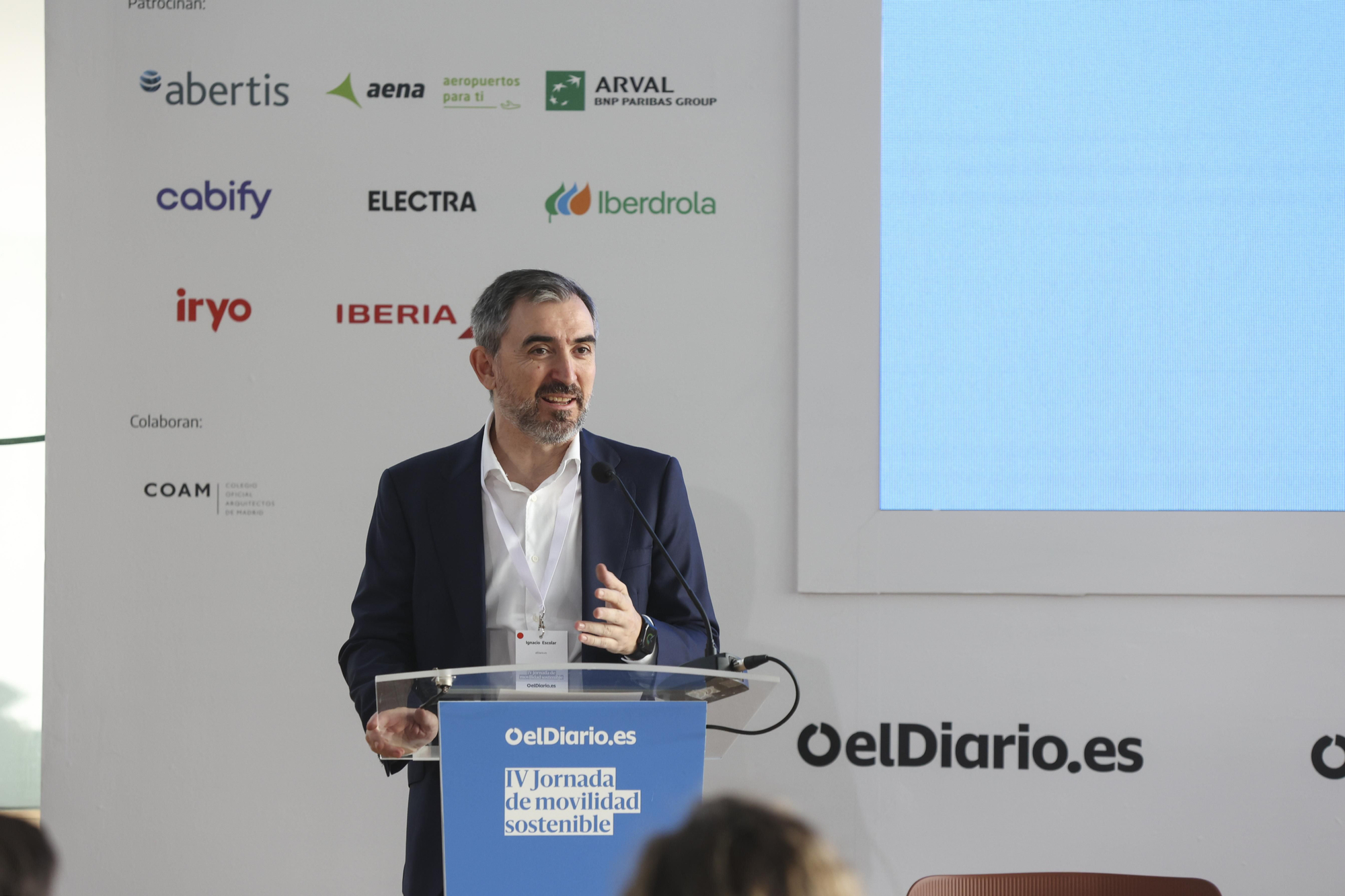Ignacio Escolar, director de elDiario.es da la bienvenida a la IV Jornada de de Movilidad Sostenible