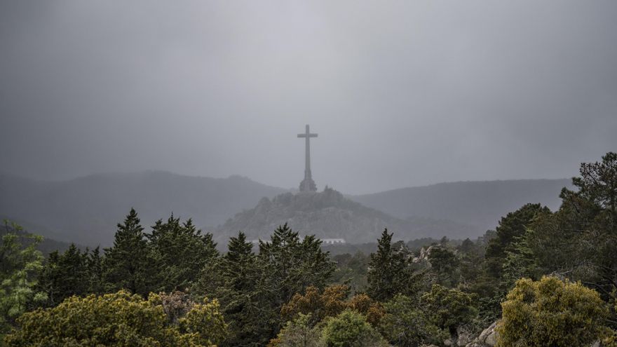 Una obra musical inspirada en el Valle de Cuelgamuros: la aberración, las proporciones y las goteras