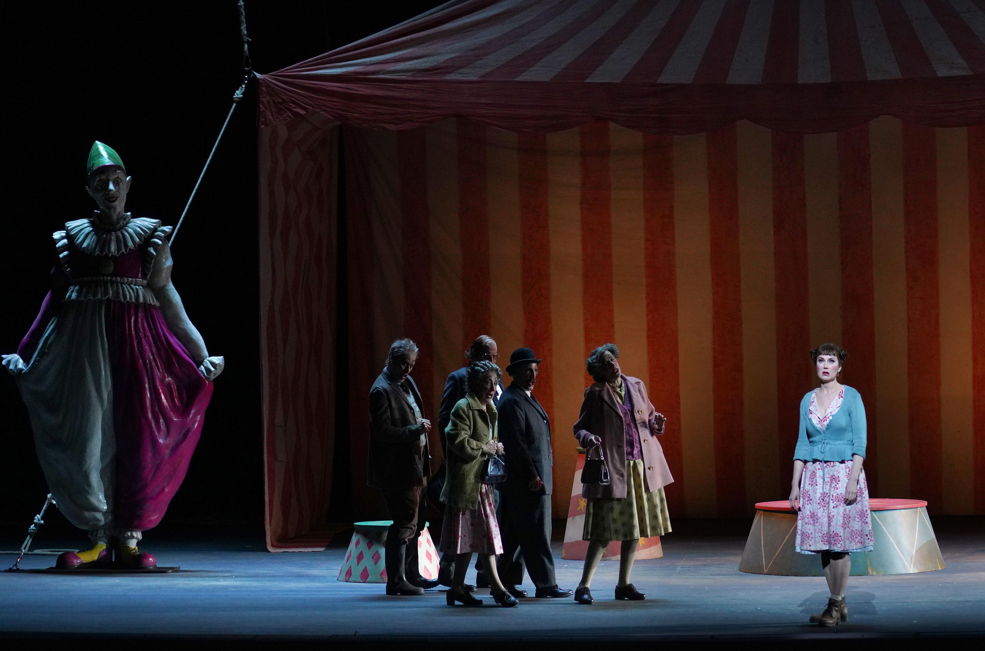 Yoankis Natos (Mimo), Haizam Abdala (Payaso), Billy Jackson (Boxeador) y José Carpe (Payaso blanco) en 'La novia vendida'