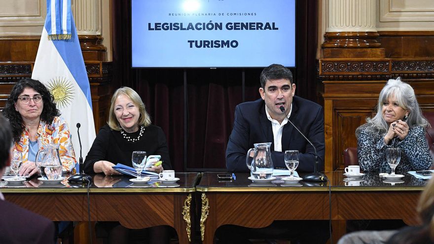 En el Senado avanza un proyecto para que los alquileres temporarios sean en pesos y por hasta 90 días como máximo