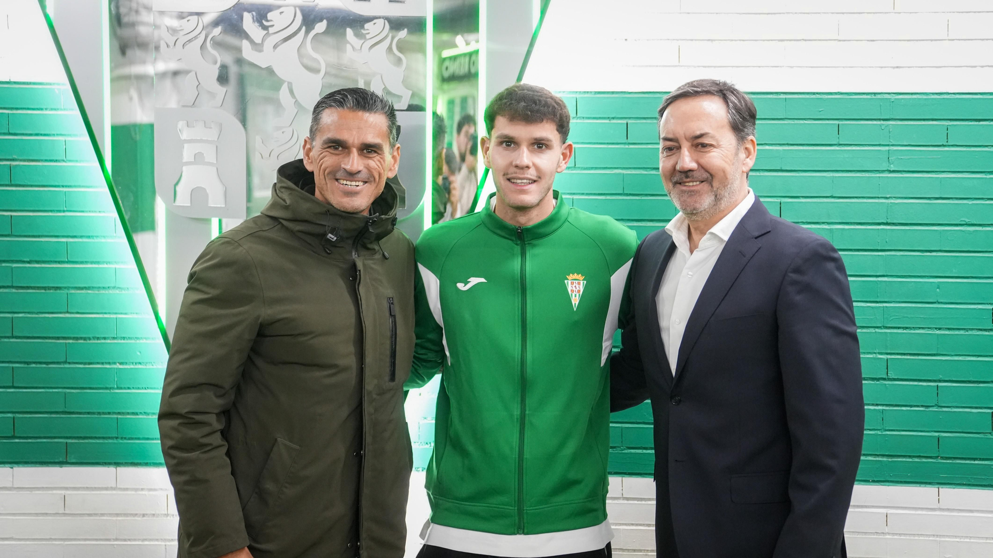 Presentación de Trulli como nuevo jugador del Córdoba CF