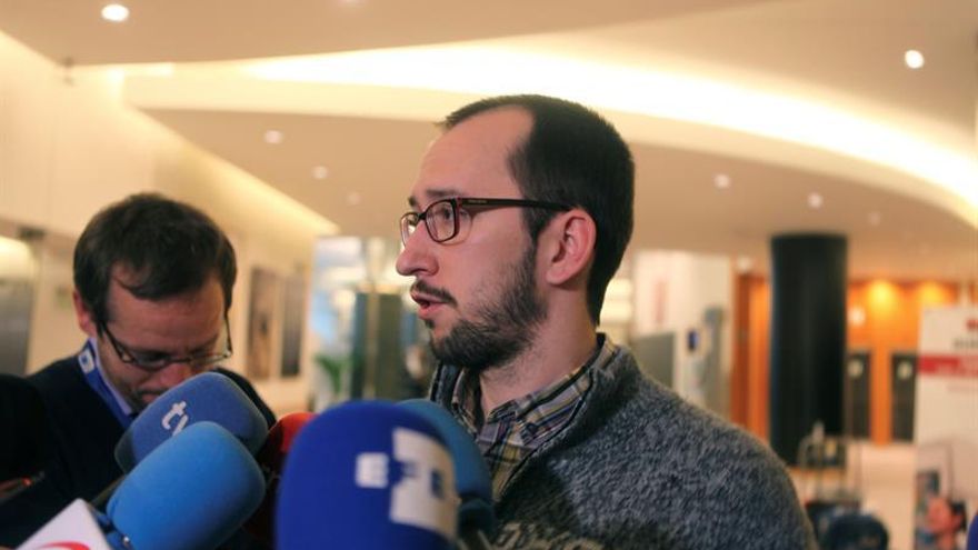 Eurodiputados de Podemos critican la reunión de Rajoy con Temer en el G20