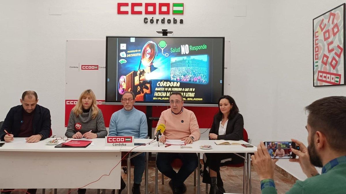 Mareas Blancas, sindicatos y partidos políticos presentan el documental 'Salud NO responde'