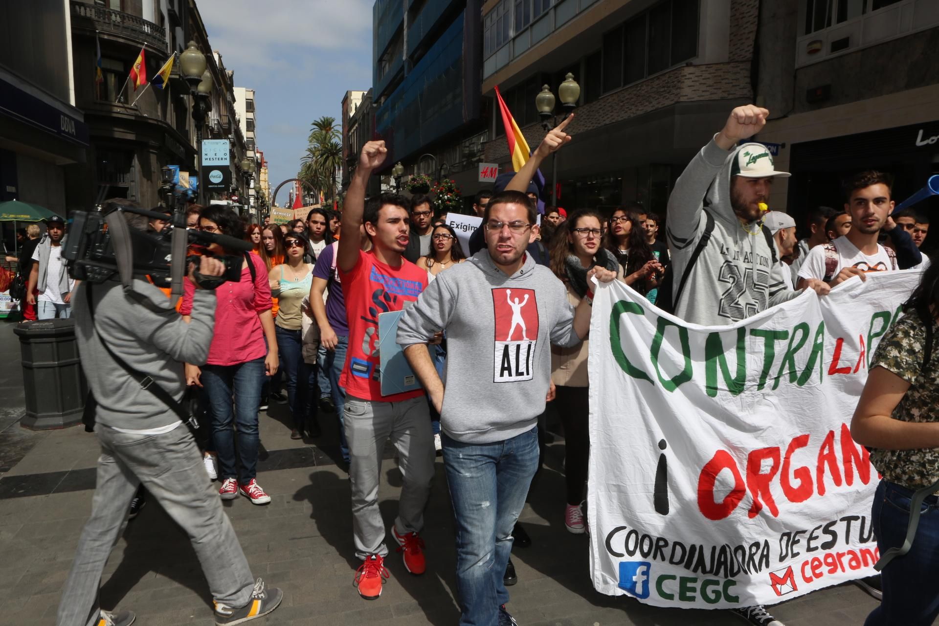 Manifestación de estudiantes en Las Palmas de Gran Canaria. (ALEJANDRO RAMOS)