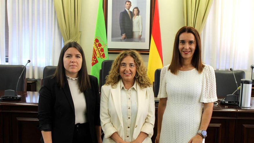 Enedina Quiroga, nombrada como primera directora del Colegio Mayor La Tebaida de Ponferrada