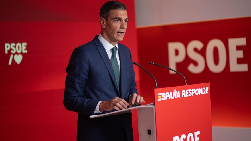 El secretario general del PSOE y presidente del Gobierno, Pedro Sánchez, durante una rueda de prensa, en la sede del PSOE de la calle Ferraz, a 16 de junio de 2025, en Madrid (España).