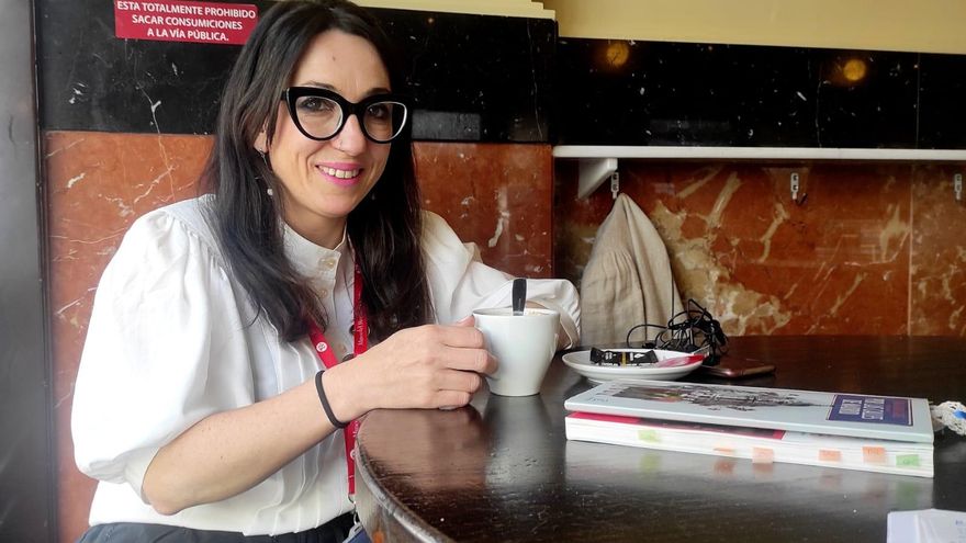 La Cari, Edmond de Bries y 'madame' Berges, tres historias de Lavapiés contadas por el único sereno que sigue en activo en Madrid