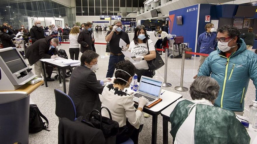 Ordenan al Gobierno garantizar el regreso de una paciente oncológica que viajó a EEUU para vacunarse contra el Covid-19