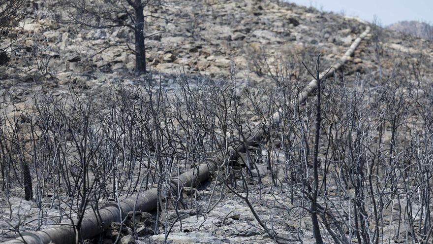 El incendio de Vall d'Uixó, estabilizado con 9.568 hectáreas quemadas, mientras los evacuados regresan a sus casas