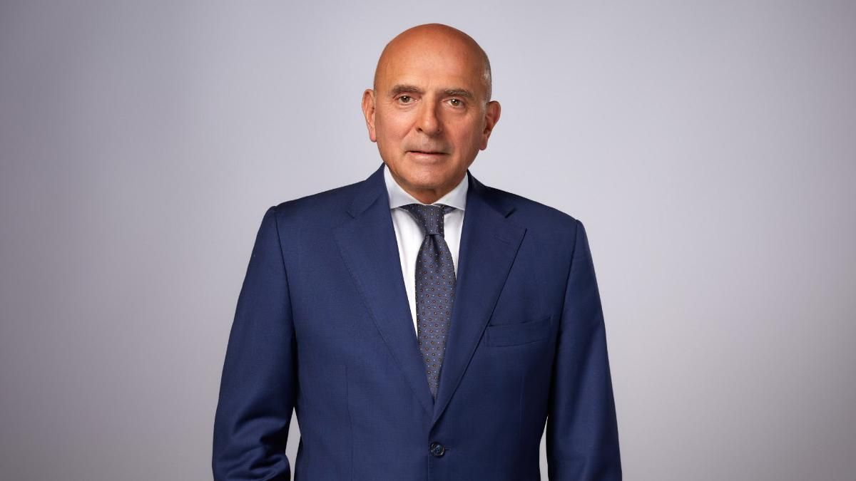 Mediaset anuncia la jubilación de Massimo Musolino, mano derecha de Salem y jefe de Operaciones desde 2002