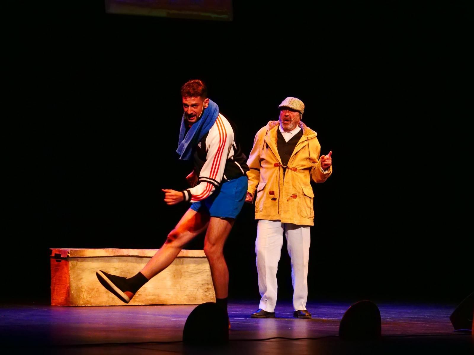 El Teatro Góngora acoge 'Muerto en el acto'