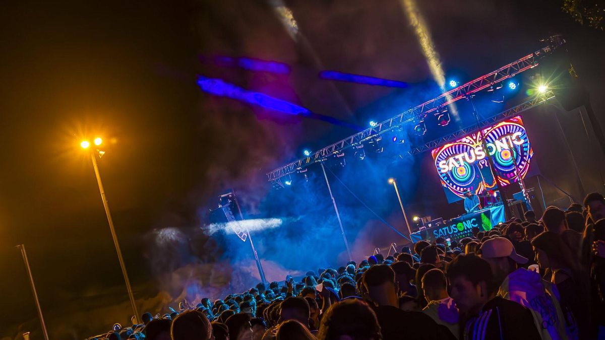 La suspensión de la fiesta universitaria de fin de curso en Huesca a solo tres días del evento desata críticas al Ayuntamiento