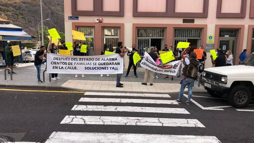 Concentración por la vivienda digna en Tenerife. (Plataforma 29E y El Pueblo Tiene Hambre)