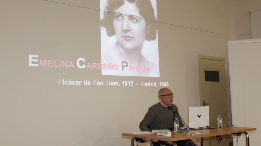 El periodista y escritor Enrique Sánchez Lubián