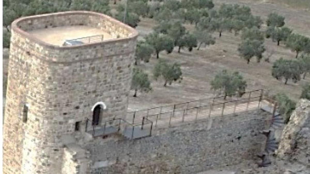 Luz verde a las obras de estabilización de la torre norte del Castillo de Torreparedones