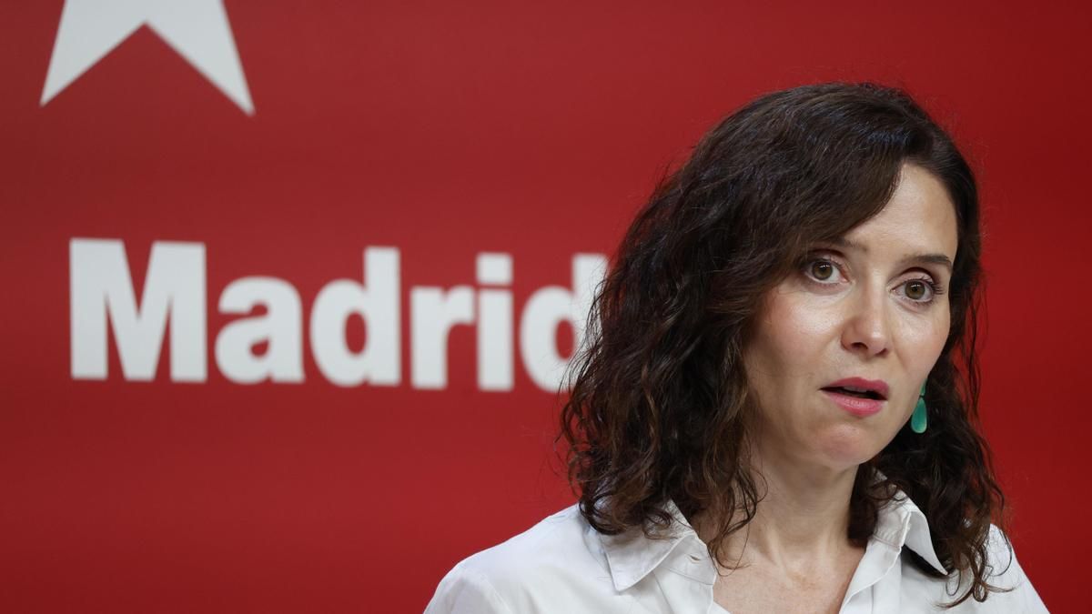 Ayuso se enreda con otro ático: desinformación y ataques a la prensa para responder al nuevo escándalo