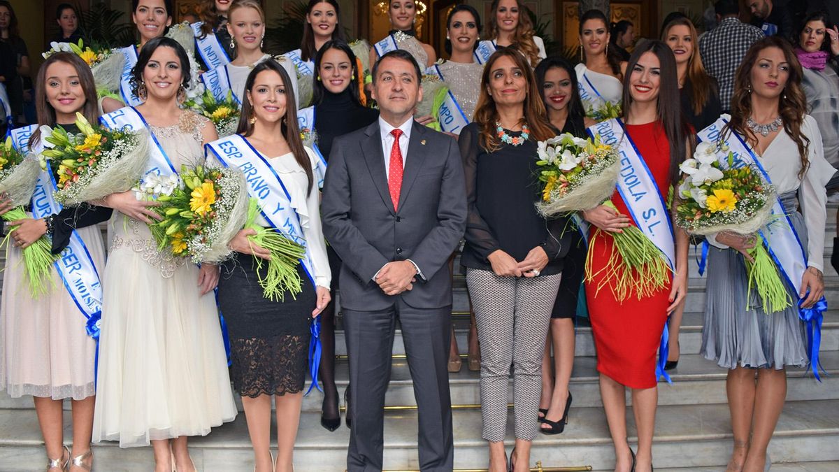 Santa Cruz presenta a sus candidatas a reinas del Carnaval